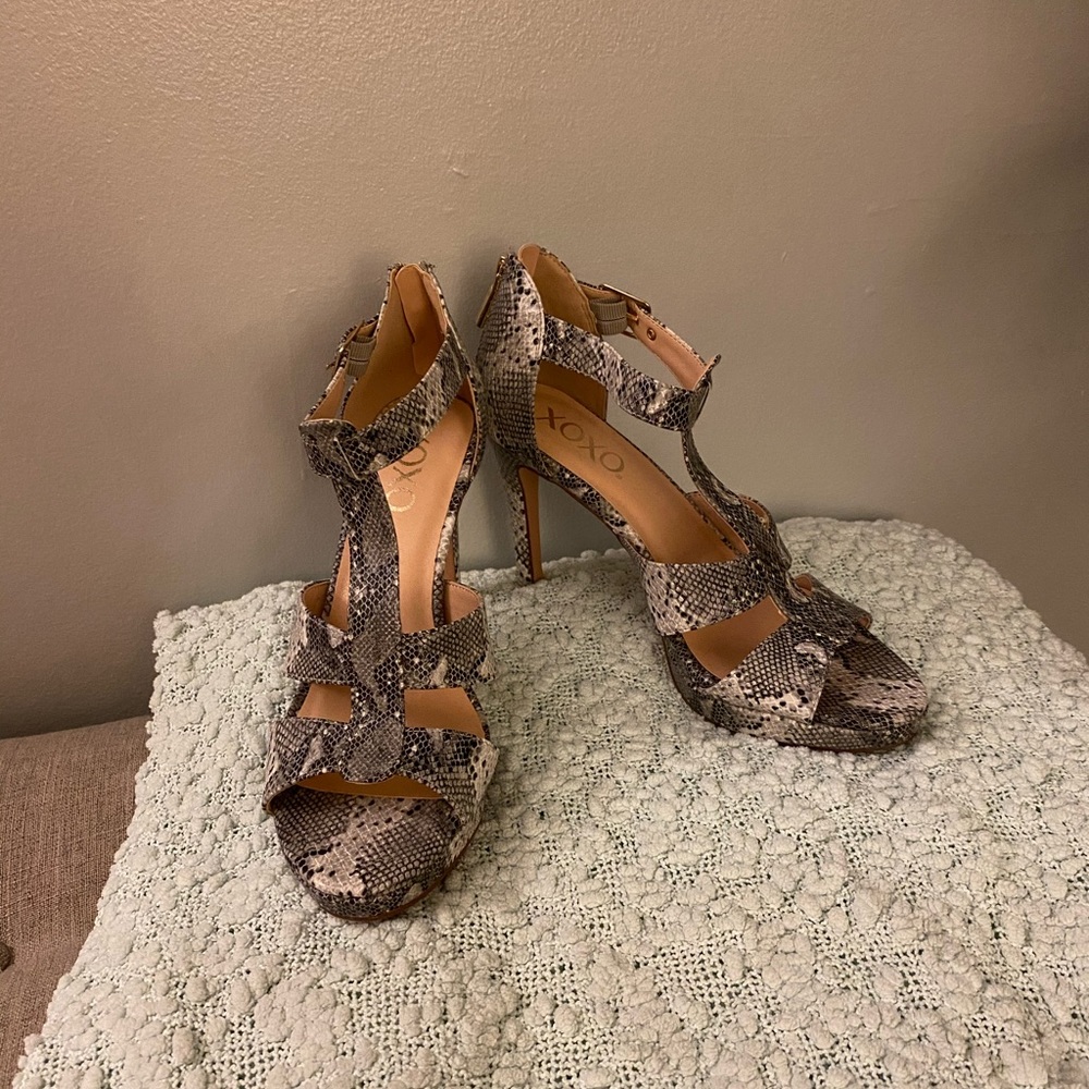 XOXO Heels (never worn)